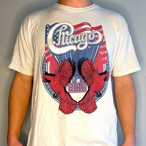 Men’s XL Chicago 2016 Tour Shirt
